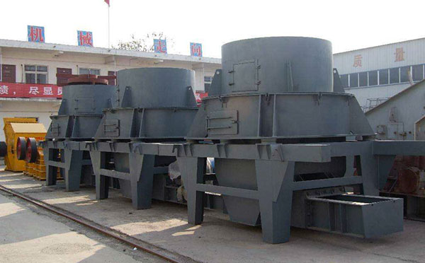 伊利石制砂機 伊利石制砂機